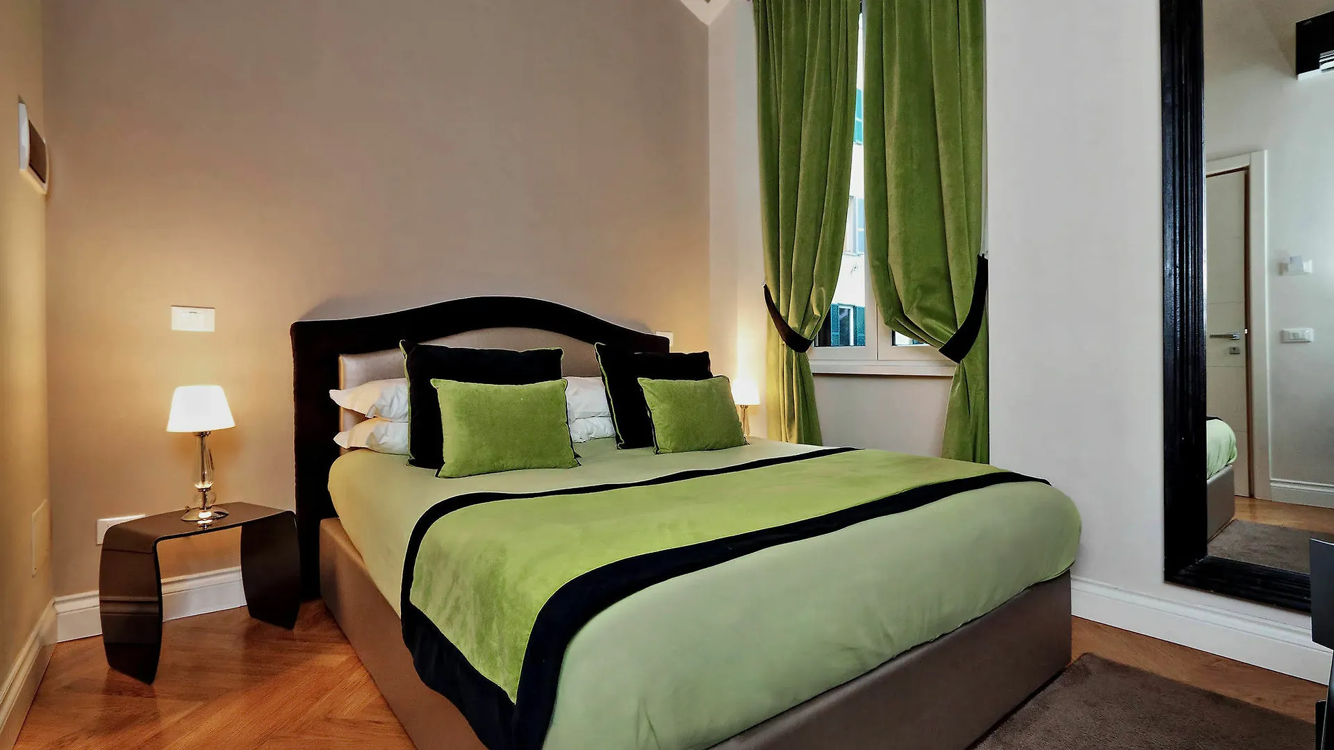 Amm Suite Roma 3*,